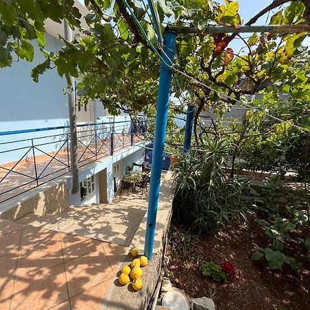 Apartmán Dina House Himarë Exteriér fotografie
